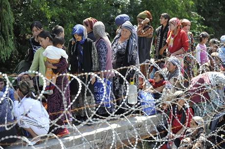 Uzbekové prchají z Kyrgyzstánu